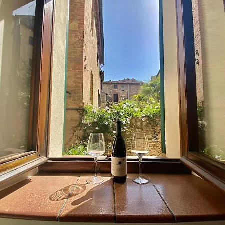 Il Segreto Di Agnaresi, Historical Center , Perfect Location Apartment *